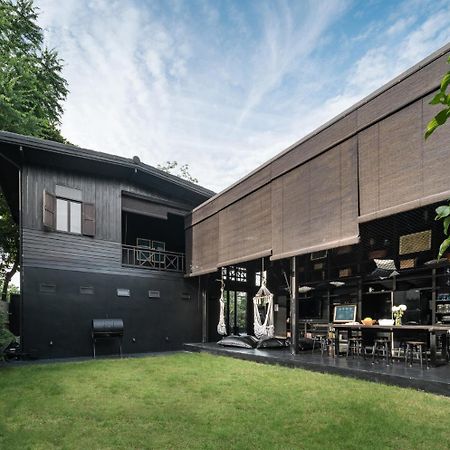 Kloem Hostel (Adults Only) Bangkok Exterior photo
