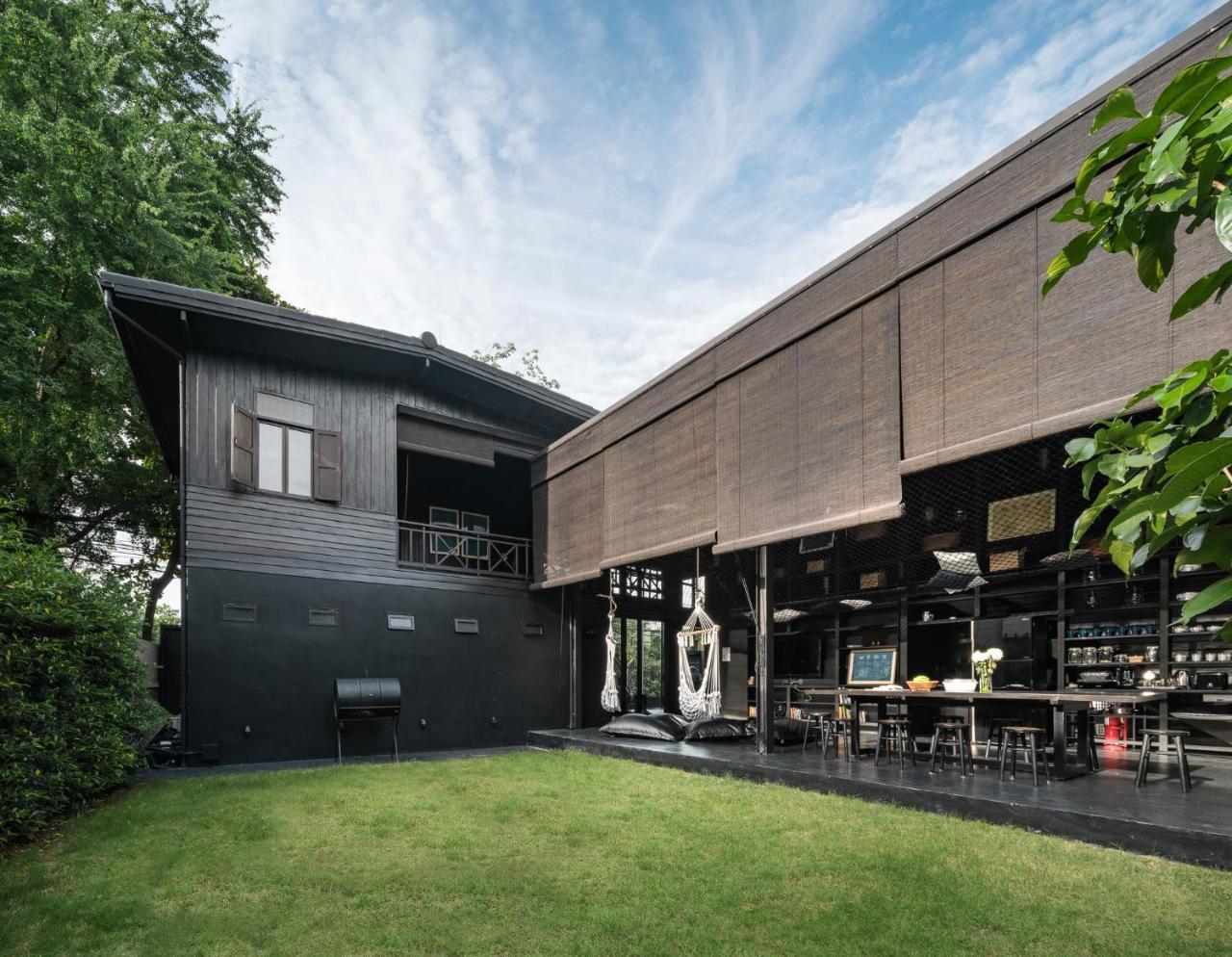 Kloem Hostel (Adults Only) Bangkok Exterior photo